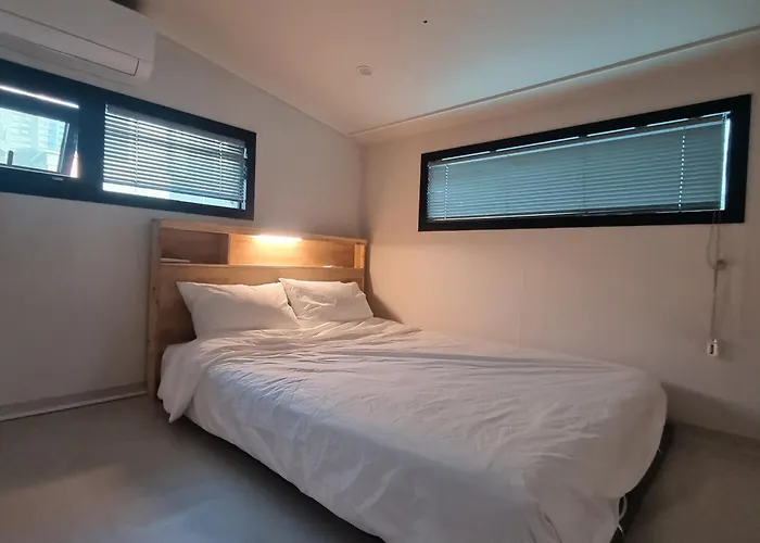 Villa Yystay 감성 루프탑 Seul